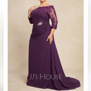 JJ’s House Plum Mother of the Bride/Groom Off-the-Shoulder Chiffon Gown w/Train